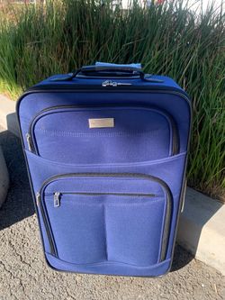 New carryons luggage available 95134