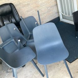6 Chairs 