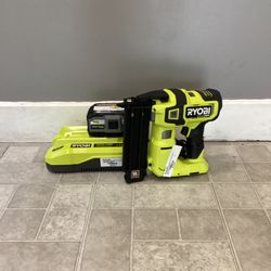 Ryobi P322 18v Brad Nailer With Battery and Charger 