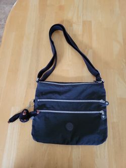 Black medium Kipling crossbody
