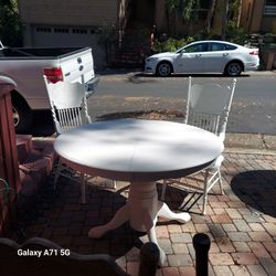 Shabby Chic Table w  2 Chairs Diameter 47 Inches