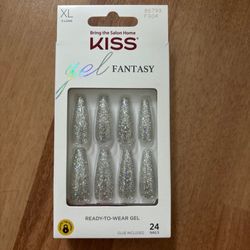 KISS Gel Fantasy XL Press-On Nails