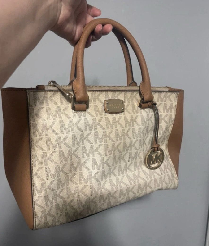 Michael Kors beige brown purse