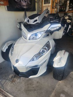 Can Am motorcycle