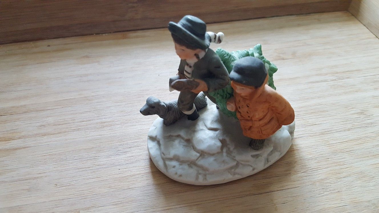 Norman Rockwell Museum Figurine "Bringing Home The Christmas Tree