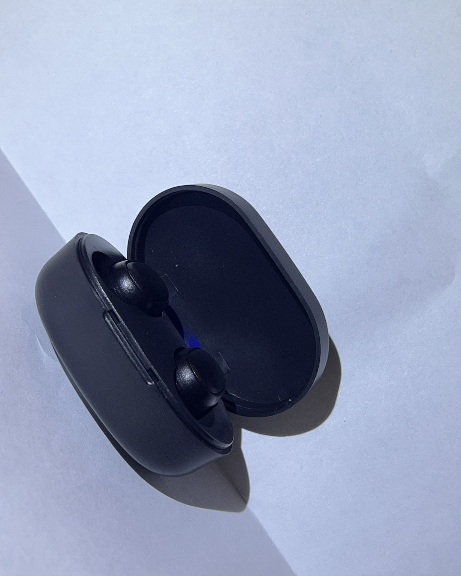 Black, Brand New, Un-used Earbuds