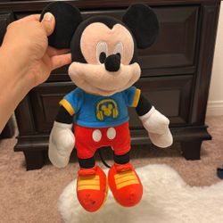  Mickey Mouse plush toy.