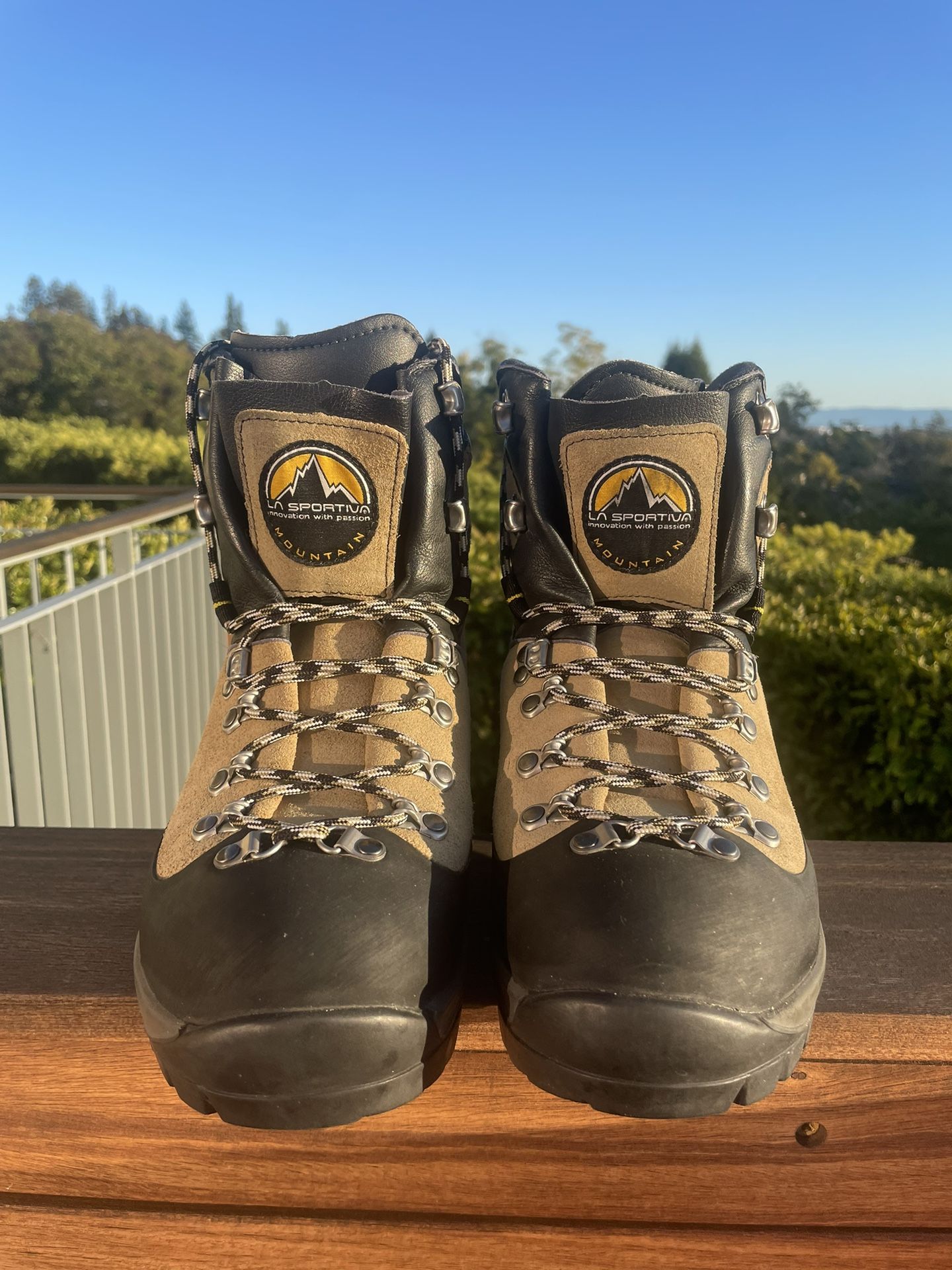 La Sportiva Makalu Mountaineering Boots Size 9.5 Women’s