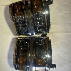 Chevy Silverado 1500 Headlight Year 2014-2015