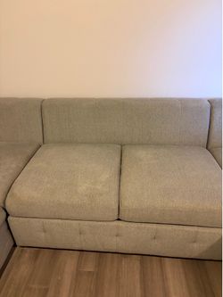 Sectional couch
