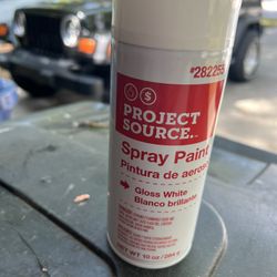 White Spray Paint 5 For 1.00
