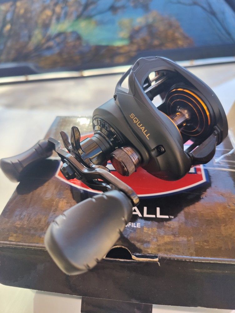 Penn Squall Baitcaster SQL300LPLH Left Hand