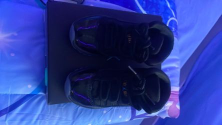 GIRLS  JORDAN 11 RETRO
