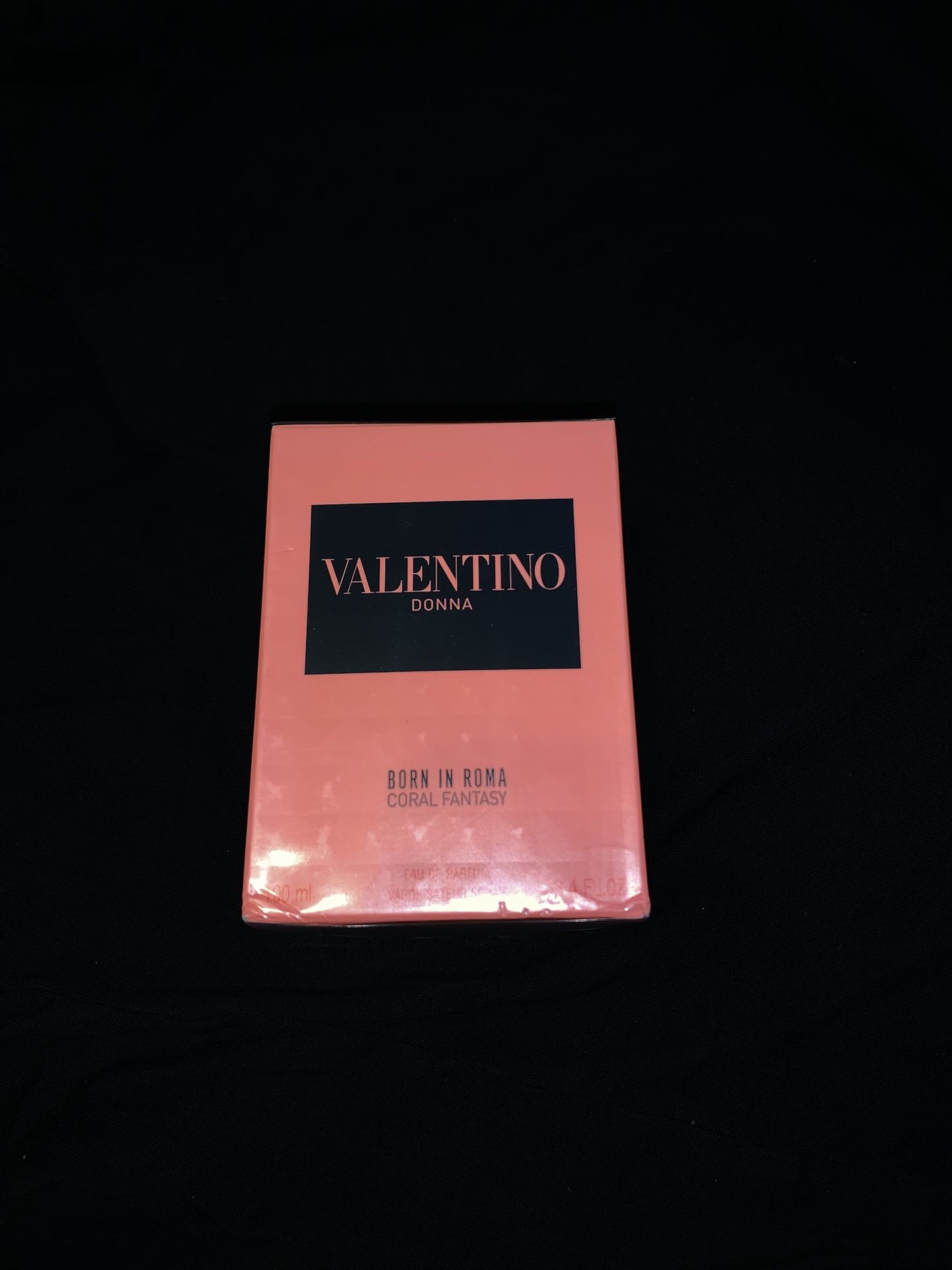 Valentino Born In Roma Coral Fantasy