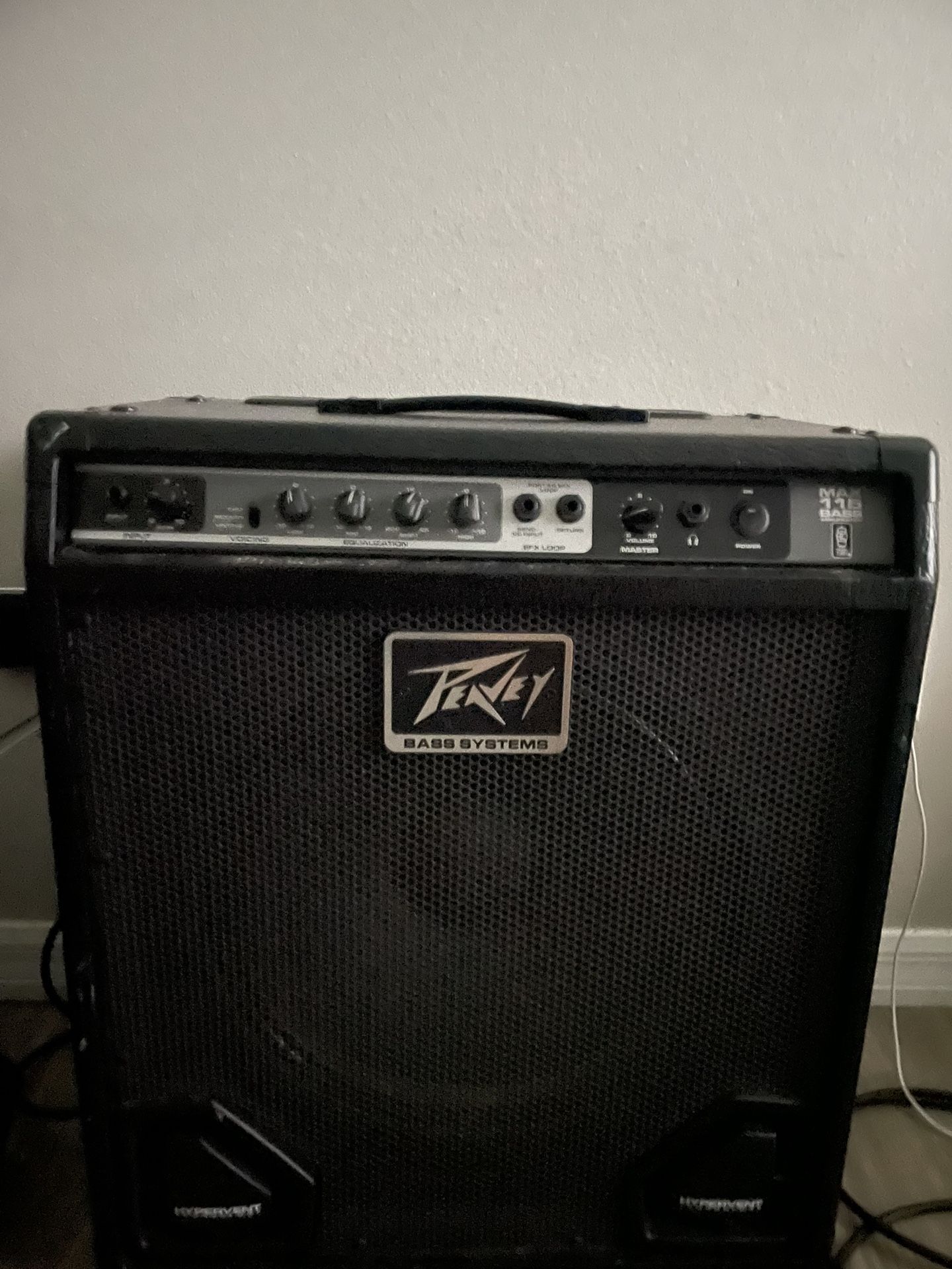 Peavey Max 115 Bass Amp