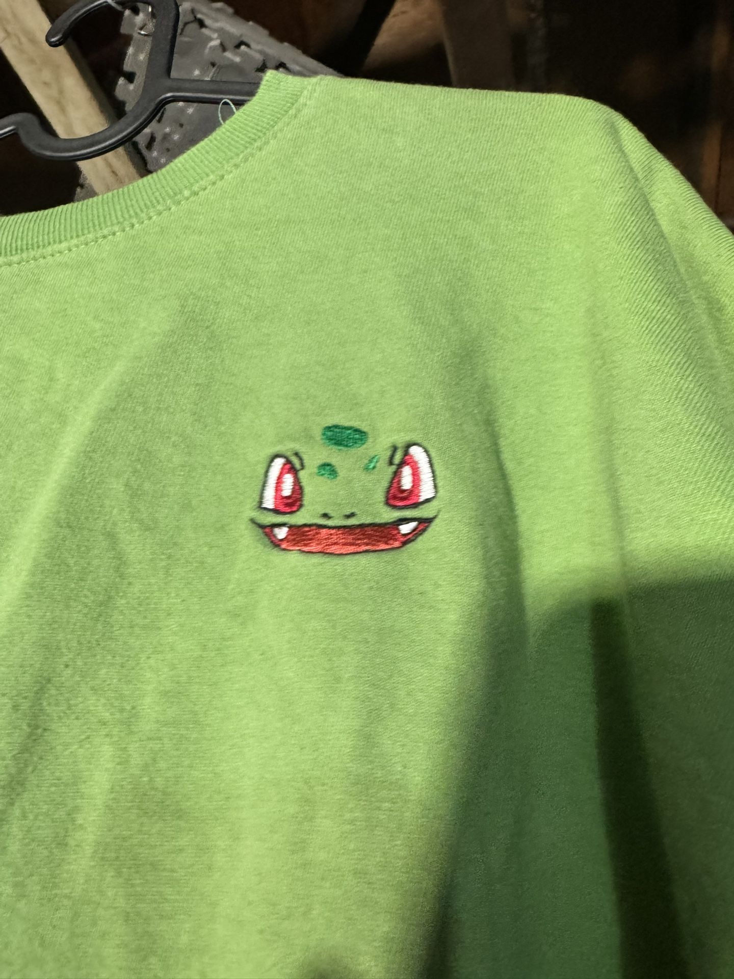 Women’s Bulbasaur Crew Neck Sweater Size Large