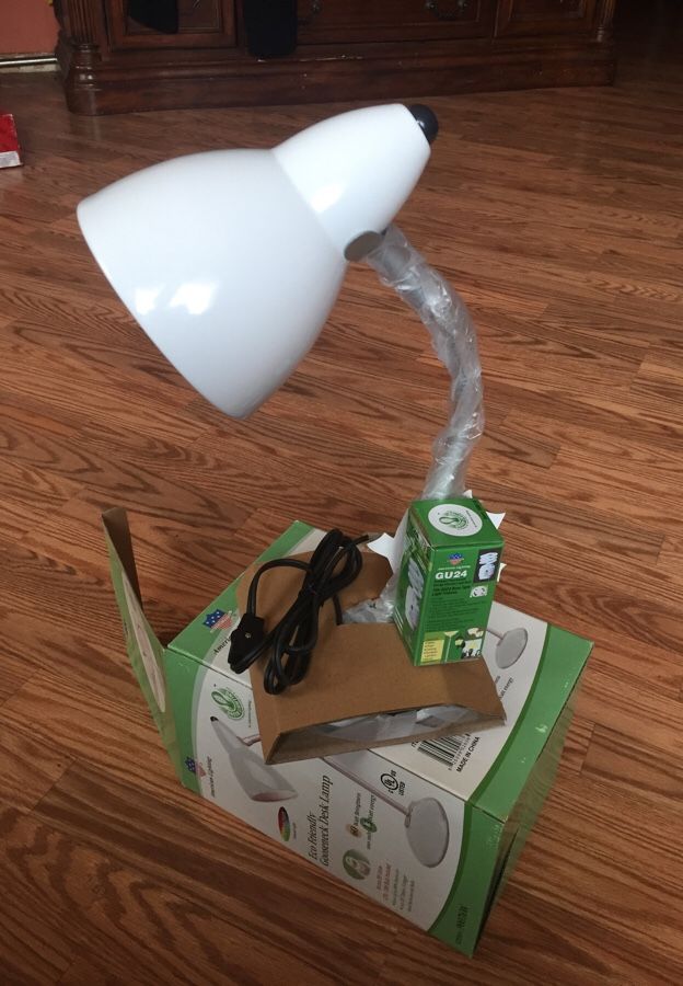 Desk lamp