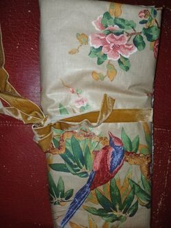 Khan Balik Silk Road Schumacher screen Flower & Bird