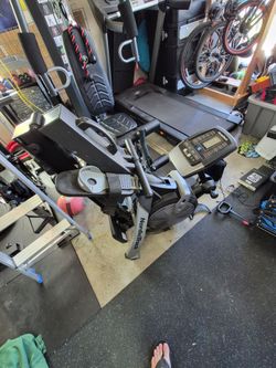 Nordic Track  RW200 rower