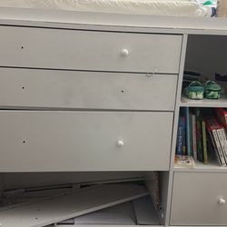  Changing Table 