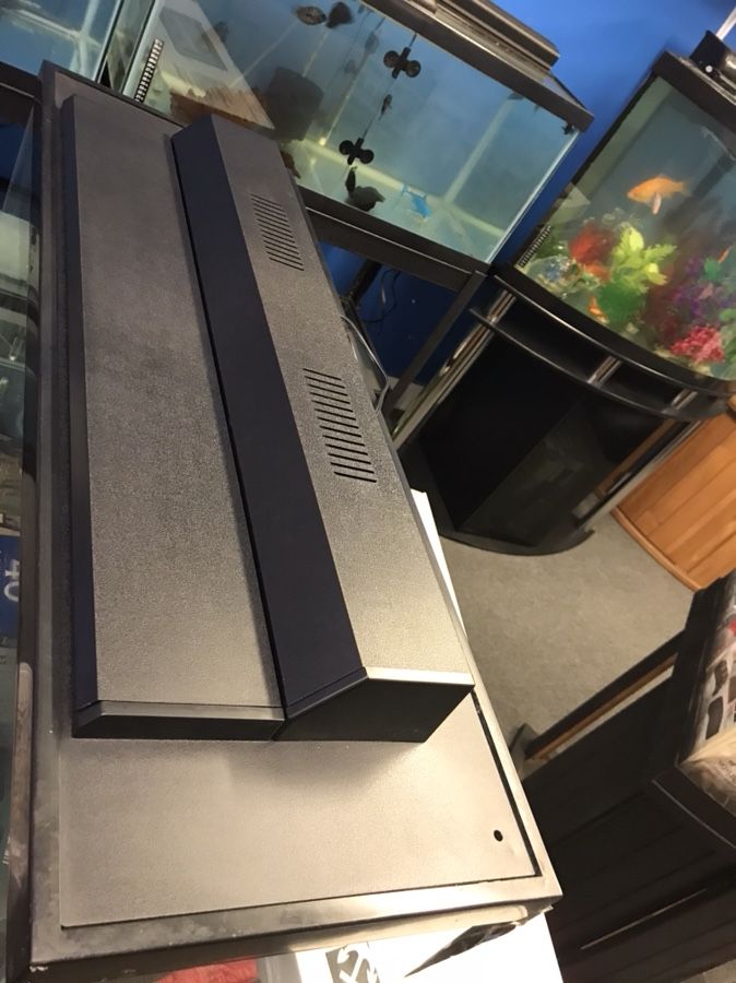 Brand new Perfecto 36" top and light for a fish tank $50