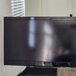 40" Flatscreen TV