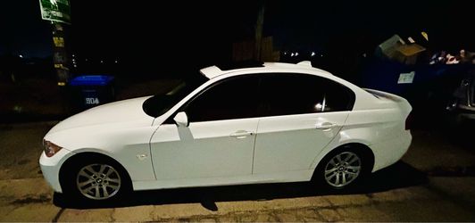 BMW 3 Series White 4-Door Sedan