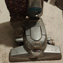 Kirby Sentria G10D- Upright Vacuum Cleaner 