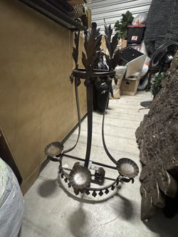 Elegant Bronze Metal Candle Holder Chandelier