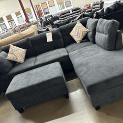 $589 Sectional With Ottoman 🔥CASH ask For ROXANNA 🔥