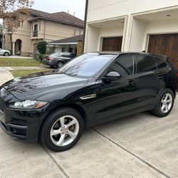2017 F-pace Jaguar