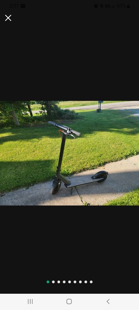 Adult Electric Scooter.  ( Not Working  )