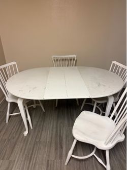 table with 4 chairs