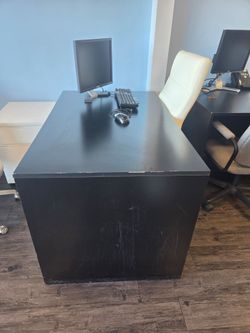 Black Disk with 2 doors wood