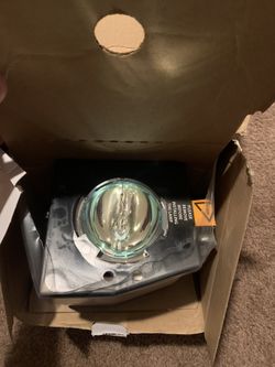 Lamp & Housing for the Toshiba 46HM84 TV
