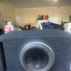JL AUDIO 10W7 SUB/BOX AND 750/1 HD AMP 💯% WORKING