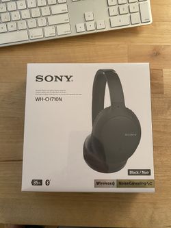 Sony wireless noise cancelling headphones - NEW