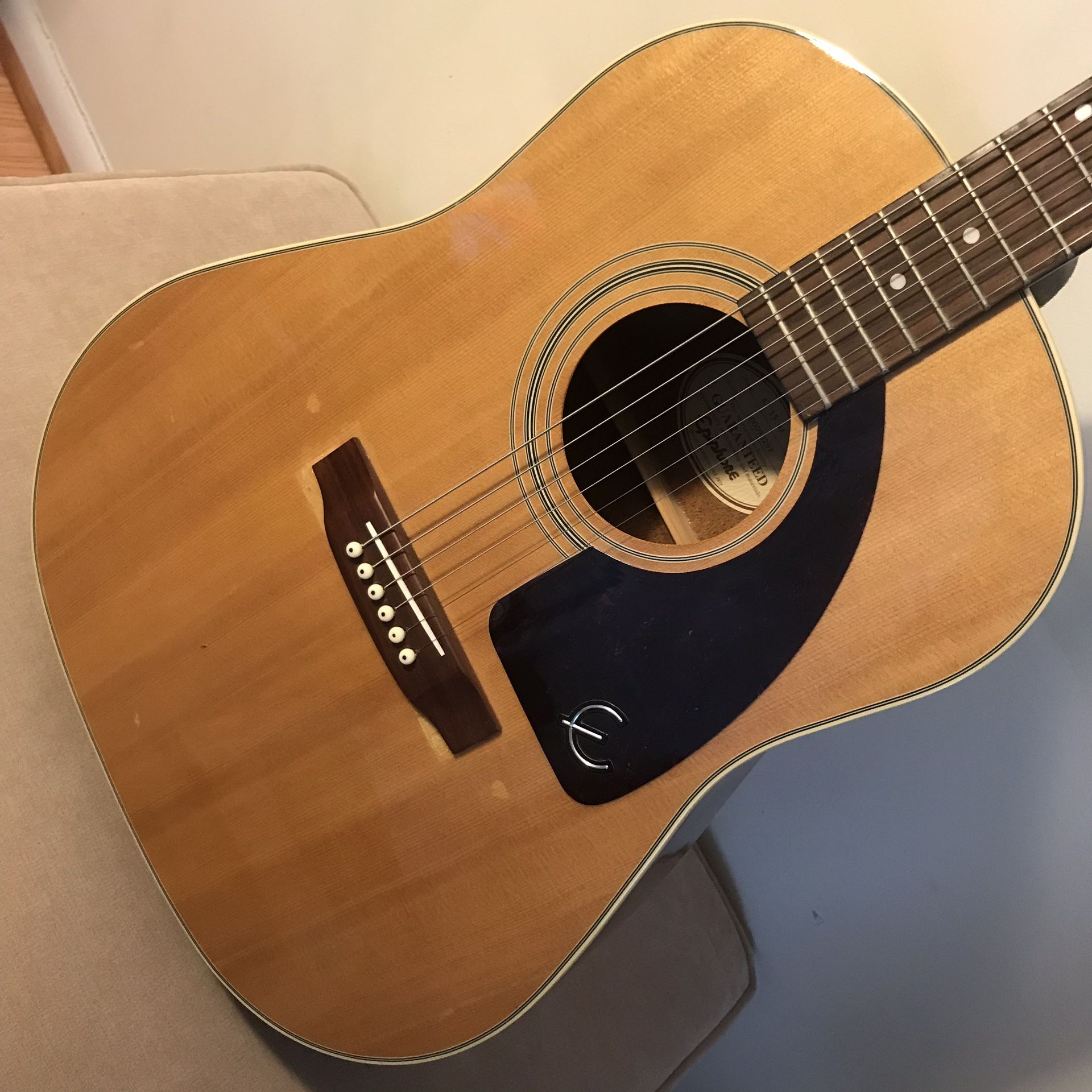 Epiphone AJ-15 NA Acoustic Guitar
