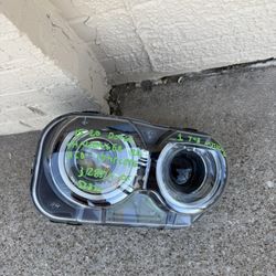 2015-20 Dodge Challenge Right Headlight 