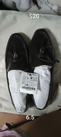 Black Leather Loafers with Gold Hardware Size 6.5