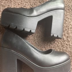 Heels Size 6