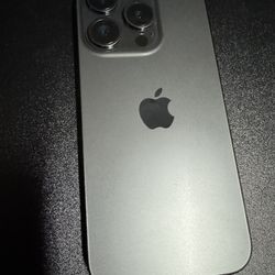 iPhone 15 pro 128 Att new