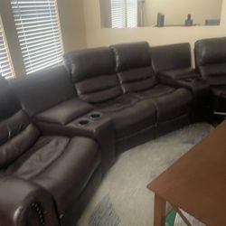 Coach Set With Coffee Table