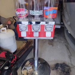 Triple Candy Machine