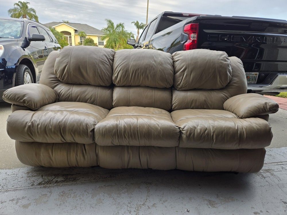 LazyBoy Double Recliner Couch- Taupe