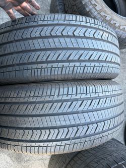 (2) 265/55R20 PAIR OF USED TIRES YOKOHAMA 70% LIFE !!