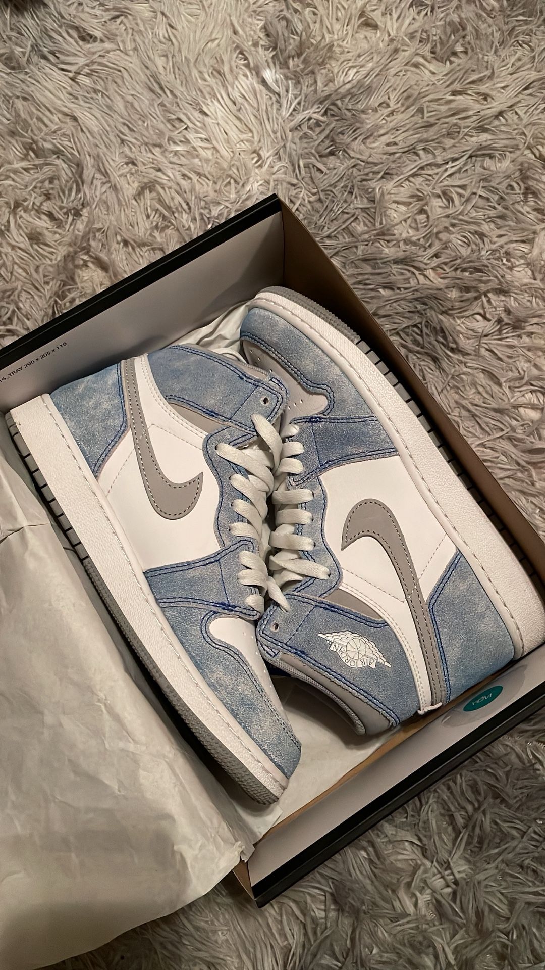 AJ 1 Retro High OG Hyper Royal