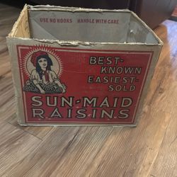 1930's vintage Sun-Maid Raisins Box