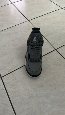 Jordan 4 Cool Grey