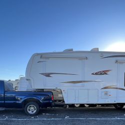 Fifth Wheel- Montana